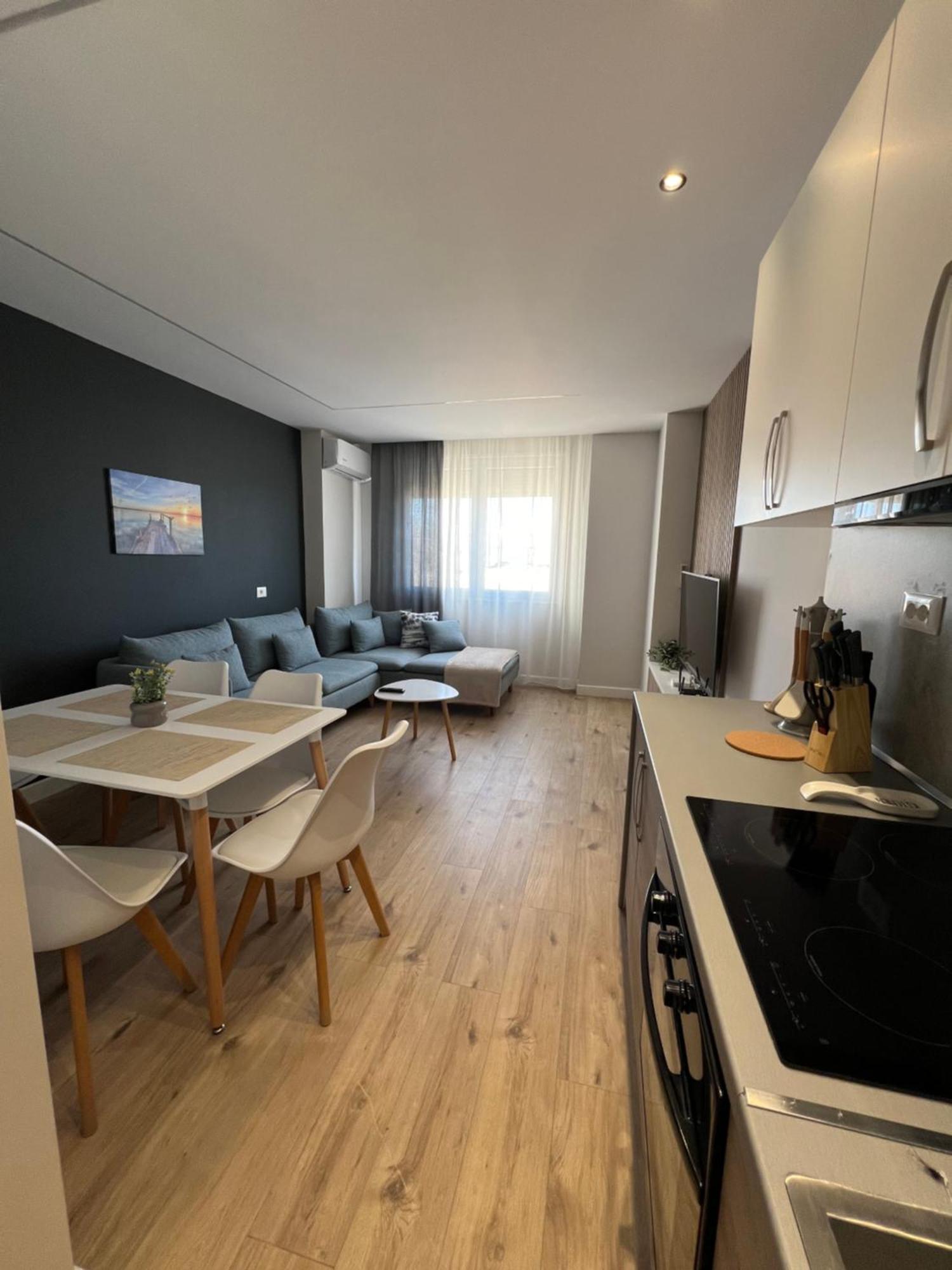 Port View Apartment 2 Дуррес Екстер'єр фото