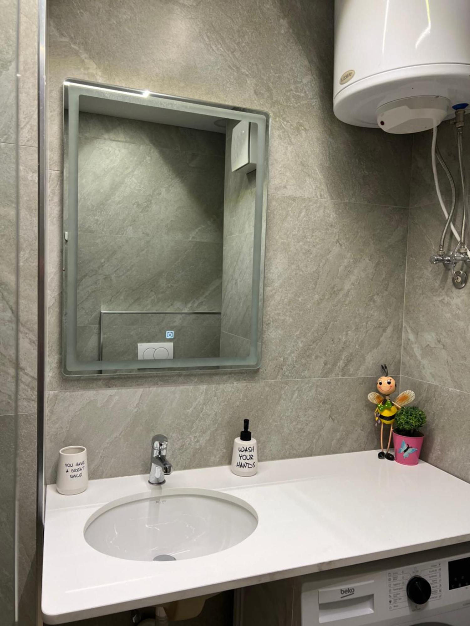 Port View Apartment 2 Дуррес Екстер'єр фото